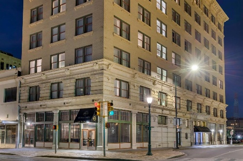 Hotel Gibbs Downtown Riverwalk image 2
