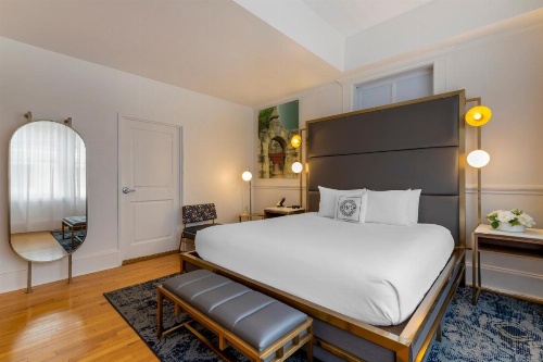 Hotel Gibbs Downtown Riverwalk image 8